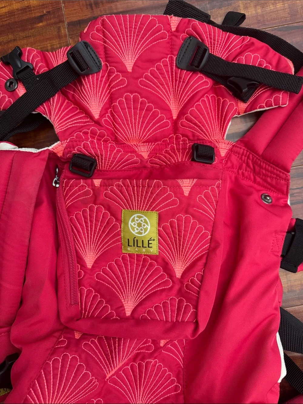 Lillebaby Embossed - Coral